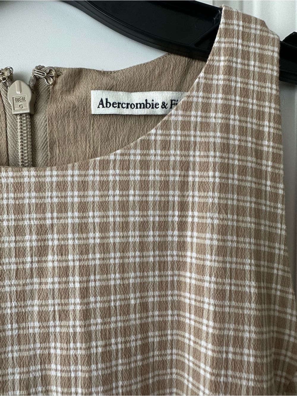 Abercrombie & Fitch Beige Gingham Midi Dress - Picture 6 of 8